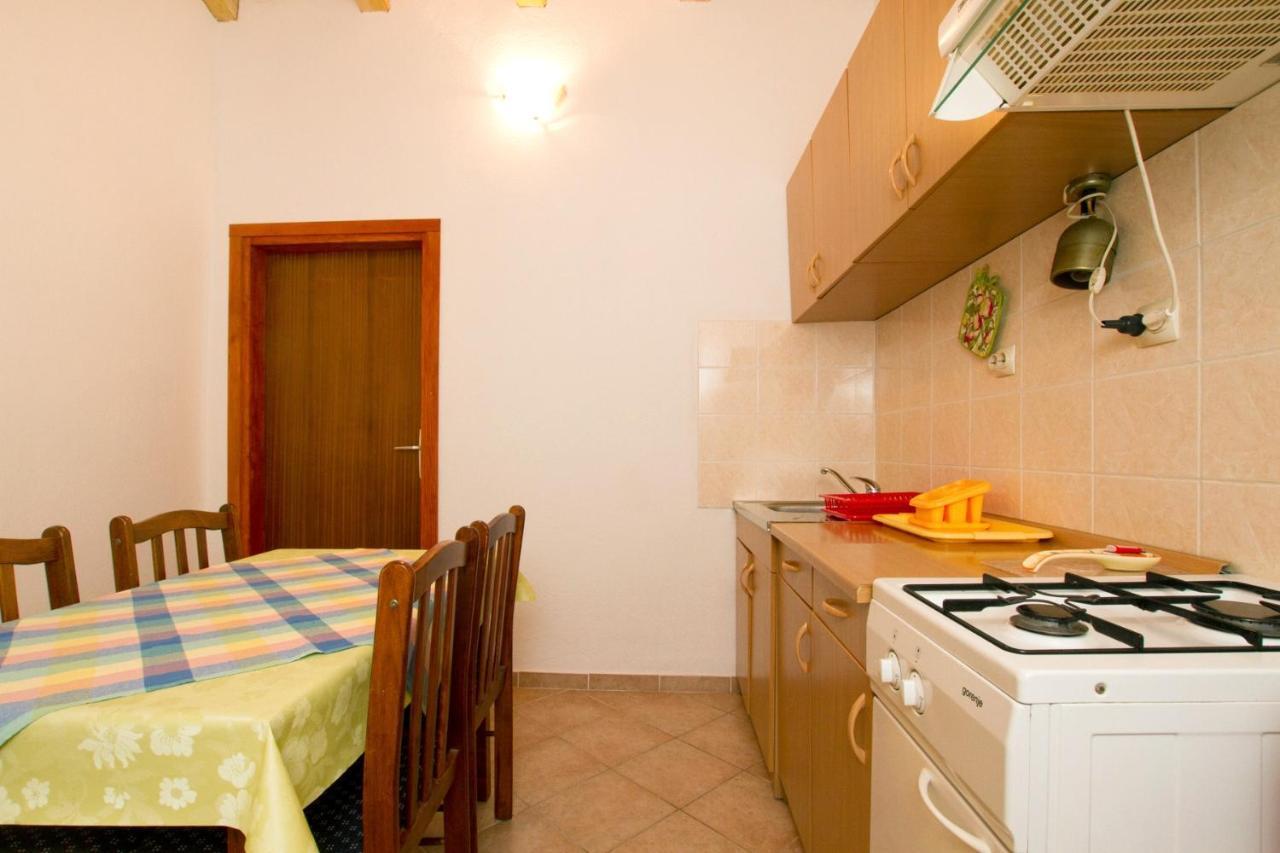 Apartment Milna 2461C Rukavac  Extérieur photo